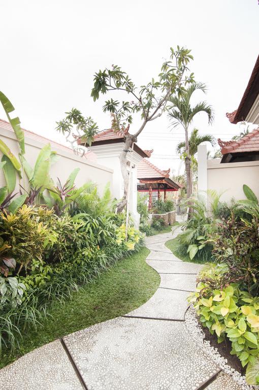 Villa Puspa Tanah Lot Exteriör bild